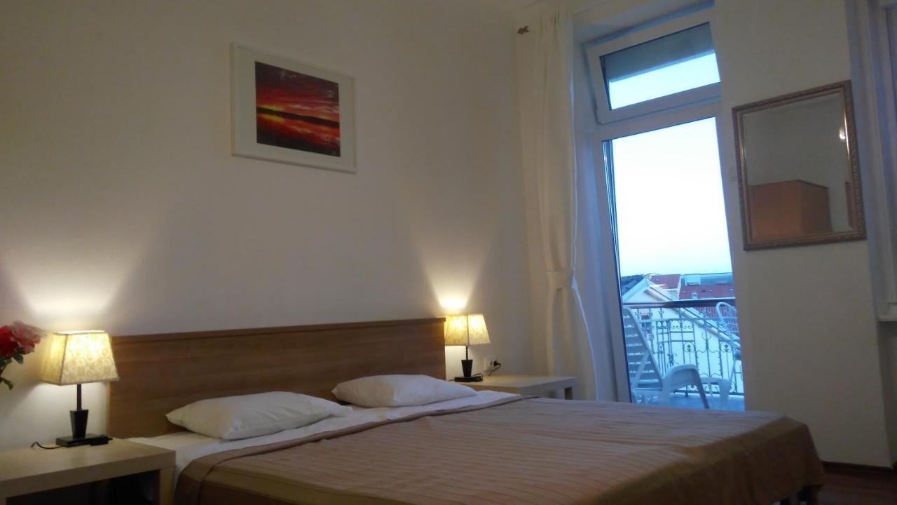Apartmani Lela Selce Εξωτερικό φωτογραφία