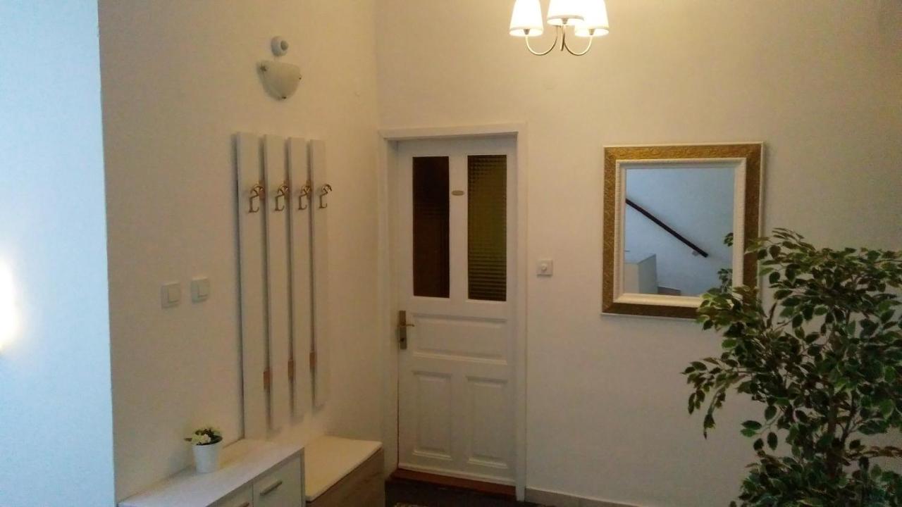 Apartmani Lela Selce Εξωτερικό φωτογραφία