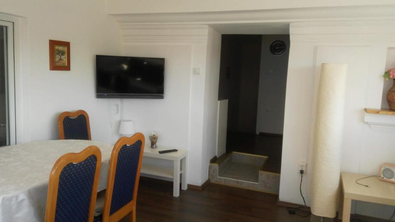 Apartmani Lela Selce Εξωτερικό φωτογραφία